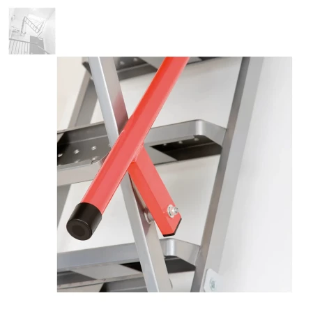 FAKRO LML Lux Energieeinsparende Dachbodentreppe Metall, Bodentreppe mit Metallleiter  _5_e-roofline.de-new.webp